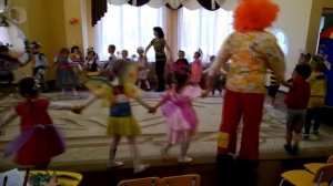 Игра: "Веселись, детвора" ср. гр.