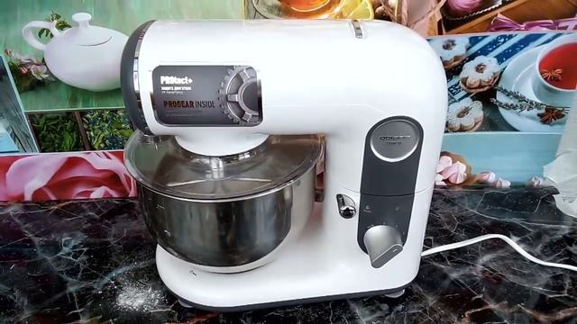 Приготовление дрожжевого теста с помощью кухонной машины Polaris PKM 1101 смотреть онлайн