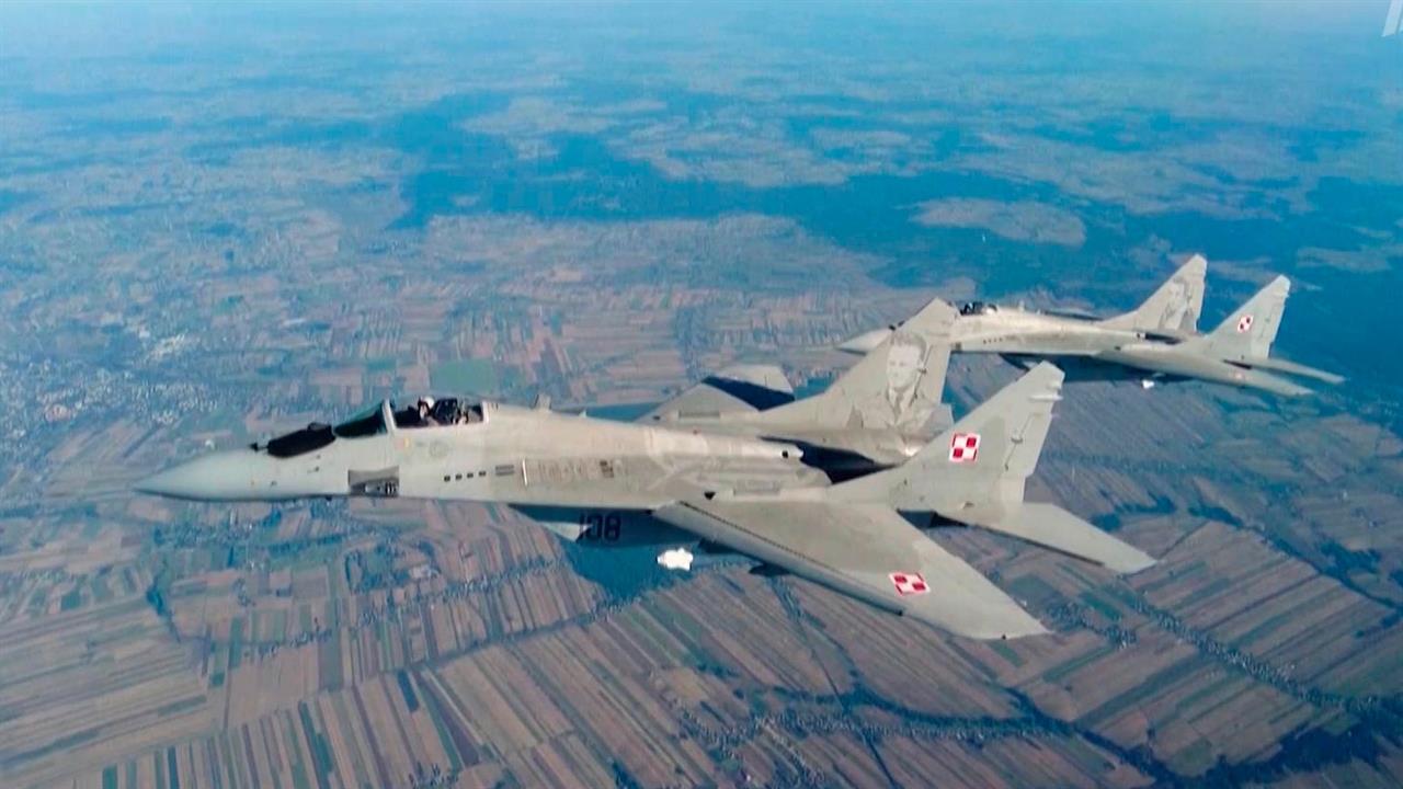 Д. Песков: Планы Словакии и Польши поставить Украине МиГ-29 похожи на утилизацию ненужной техники.