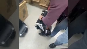 Как правильно складывается коляска YoyaКак правильно складывается коляска Yoya