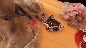 Кулоны из проволоки. Как красиво оплести камень проволокой от Ксении
