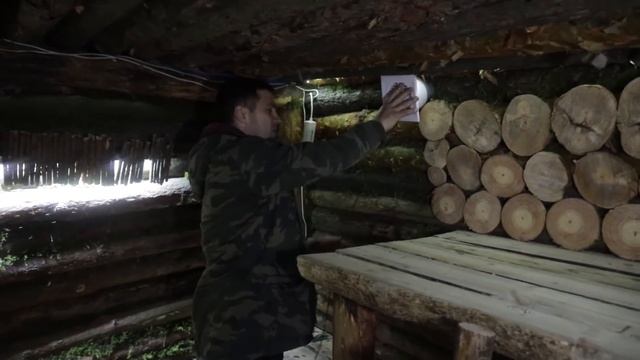 24 ЧАСА В ЗЕМЛЯНКА В ЛЕСУ- 9 ч - ДОМ В ЛЕСУ - ДОМ ПОД ЗЕМЛЕЙ смотреть онлайн