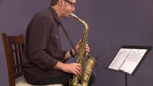 Jazz Saxophone with Eric Marienthal: Soloing over "Blue Bossa"