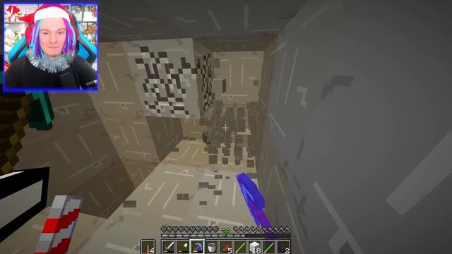 ПОЧЕМУ МОЯ ФЕРМА ПАУКОВ СТАЛА НАРИСОВАННОЙ В МАЙНКРАФТ смотреть онлайн