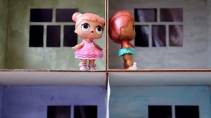 Куклы лол обустраивают дом ЛОЛ весёлые куклы Новоселье Lol dolls Малышки лол