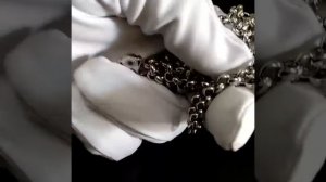 Православный крест ручной работы на цепочке плетения Шопард из белого золота