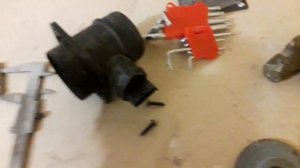 Снять датчик ДМРВ без специальных ключей ваз 21093i