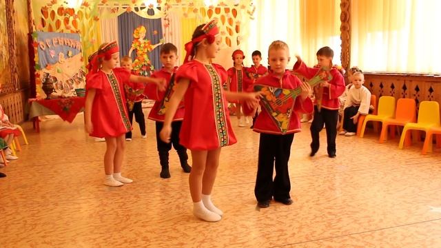 ТАНЕЦ "БАЛАЛАЙКА" смотреть онлайн