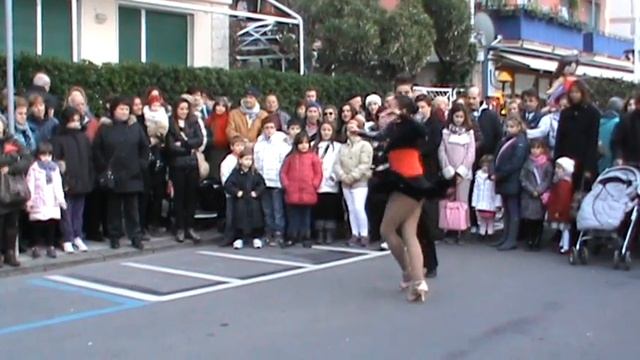 08 - ILARIA & MARCO - JIVE.MPG смотреть онлайн