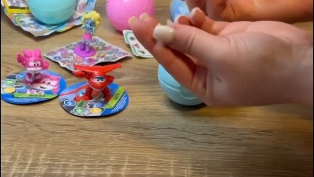Обзор на игрушки с сюрпризом АСМР, кукла лол, яйцо дракона, мимимишки и многое другое смотреть онлайн