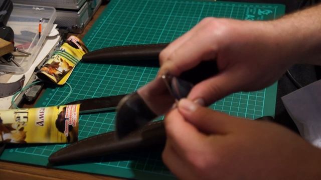 Ножи Ясень и Амба сталь D2 от компании Ясный сокол на тест смотреть онлайн