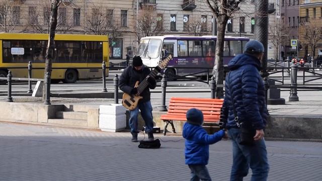 классно играет на 12-струнной гитаре смотреть онлайн