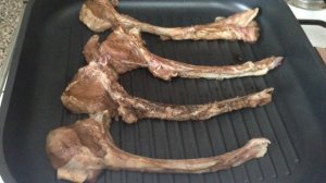 Бараньи ребрышки на сковороде