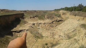 иза чего пропала вода в скважинах и колодцах