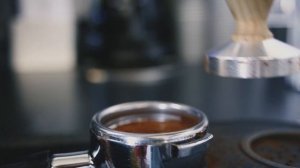 Как сварить хороший кофе в кофейне. Рекламный видео ролик из кофейни 2go. Le Sirop de MONIN.