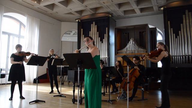 Carl Philipp Emanuel Bach: Flötenkonzert d-moll, Wq 22 - II. Un poco Andante (Clara Giner Franco) смотреть онлайн