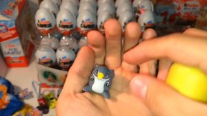 Распаковка Киндер Сюрпризов из Мега Упаковки Super Giant pack with Kinder Surprise Eggs