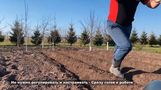 Как легко и быстро нарезать гряды под картошку? Дисковый окучник Мобил К в работе! смотреть онлайн