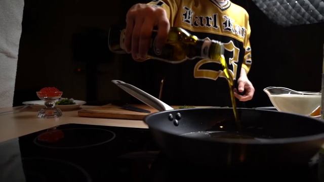 Паста с красной икрой и спаржей смотреть онлайн