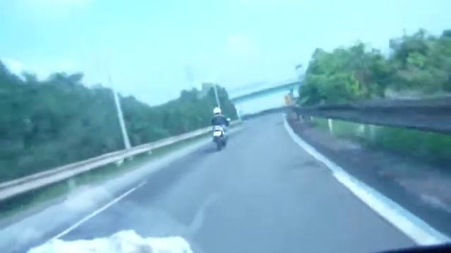 高速入り口 смотреть онлайн