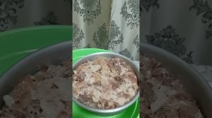 Прессованное мясо из свиной головы.