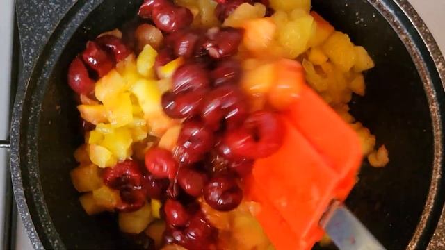 Mevali shtrudel, rulet. Штрудель – это один из самых популярных десертов в мире. смотреть онлайн