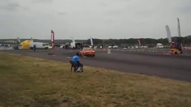 Gymkhana Taszár: Ford Escort mk1 vs. Ford Sierra смотреть онлайн