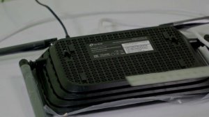 крепление на стену wi-fi роутера, точки доступа, модема, сетового фильтра.
