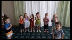 Коммуникативный танец-игра "Здравствуйте ладошки". Первая младшая группа ?
