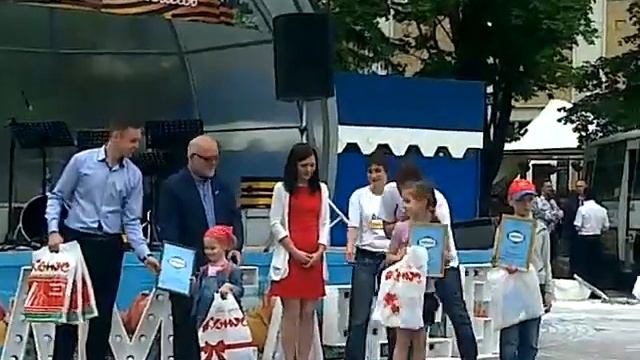 В Белгороде установили рекорд планеты по количеству людей, играющих в классики смотреть онлайн