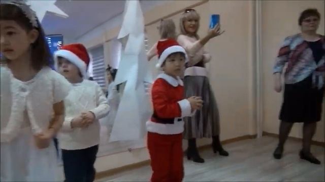 Новогодний праздник 2019-2020 смотреть онлайн