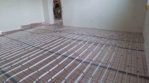 Отопление дома: теплый пол и радиатор!