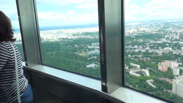 Подъём и спуск на скоростном лифте Останкинской телебашни смотреть онлайн