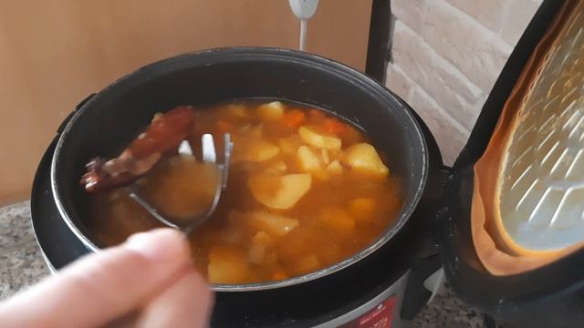 ТУШЕНЫЙ КАРТОФЕЛЬ С КОПЧЕНЫМИ РЕБРЫШКАМИ тушеное_мясо_с_копчёными_рёбрами_в_мультиварке_4K.mp4