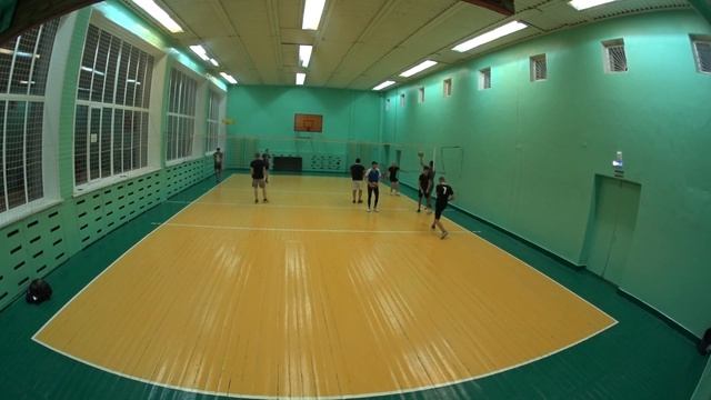 Волейбол - тренировка. Перемещения, защита, нападающий удар