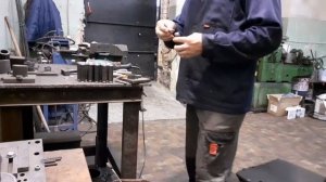 Стопорные кольца на оси