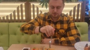 Обзор на ресторан Nice price cafe , все  меню по 200 рублей в самом центре Москвы???