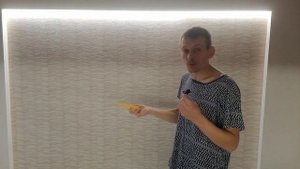 Почему видны стыки на обоях. Как поклеить и выбрать обои. Причины видимых стыков на обоях.