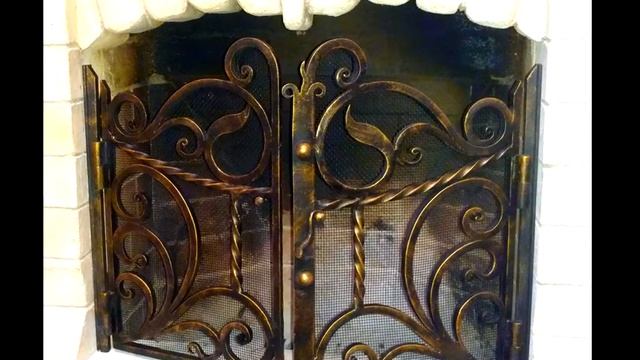 Кованые двери для камина решетка открывающаяся на петлях, ковка в Днепре