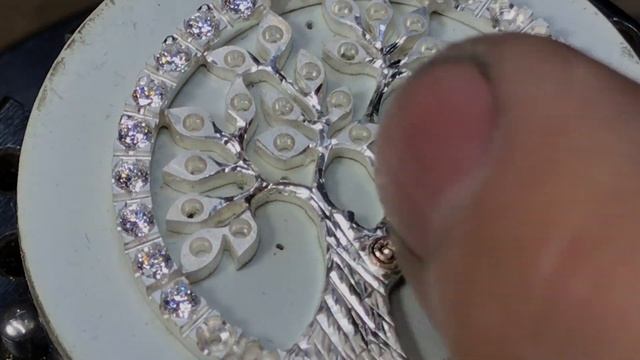 ЗАКРЕПКА ЮВЕЛИРНЫХ КАМНЕЙ смотреть онлайн