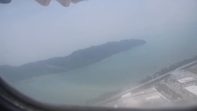 Firefly ATR 72-500. Takeoff from Penang International Airport. Взлет из Пенанга. смотреть онлайн