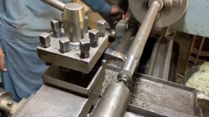 как сделать зубья оси на токарном станке