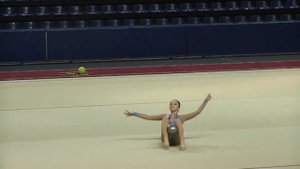 Чеховская весна 17-19.04.2015 Селезнева Таня 2001 мяч