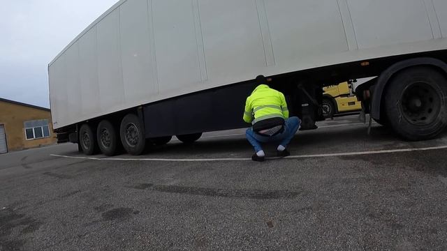 Готовлюсь к самой быстрой доставке рыбы с Фарерских островов  в Россию