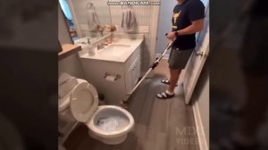 Подборка неудач, идиоты на работе 2023