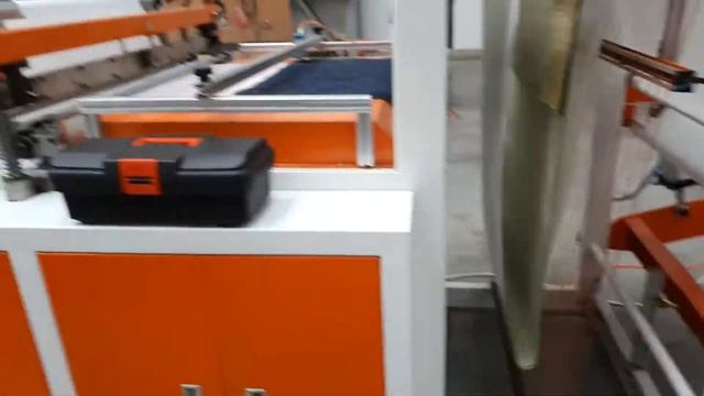 Пакетоделательная машина для для пакетов в рулоне (фасов. и мусор). Китай. PR-pack-350A-roll-BH смотреть онлайн