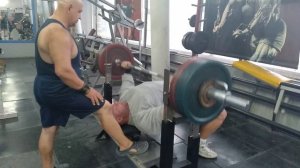 Жим лёжа 160 кг на 20 раз. Кравцов