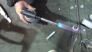 ГАЗ В БАЛЛОНЧИКЕ.Что у меня получилось. КАК СДЕЛАТЬ ЧТОБЫ ГАЗ В БАЛЛОНЧИКЕ НЕ ЗАМЕРЗАЛ. DYI ВАЙВАЙ.