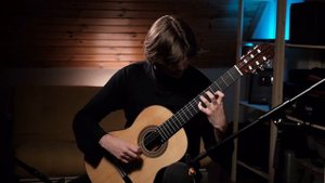 Anton Baranov plays El Abejorro by Emilio Pujol
