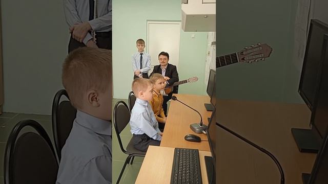 Музыкальная гостиная смотреть онлайн